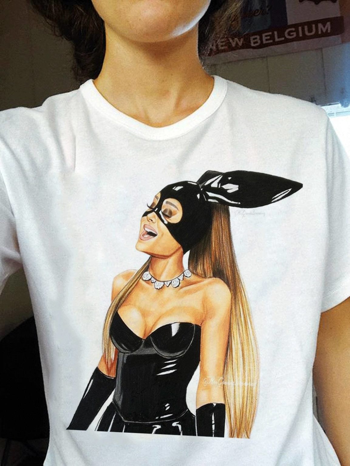 Дамска Тениска Ariana Grande DTG