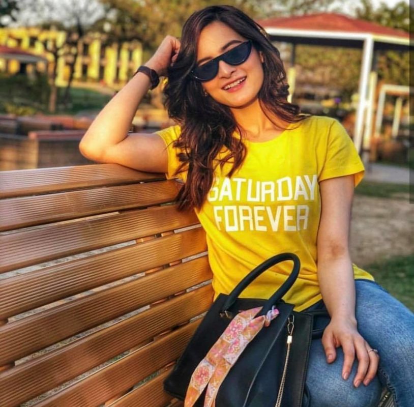 Дамска Тениска Saturday*yellow