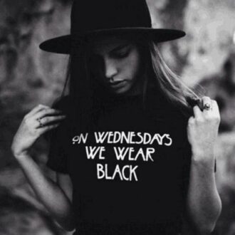 Дамска тениска On Wednesdays We Wear Black