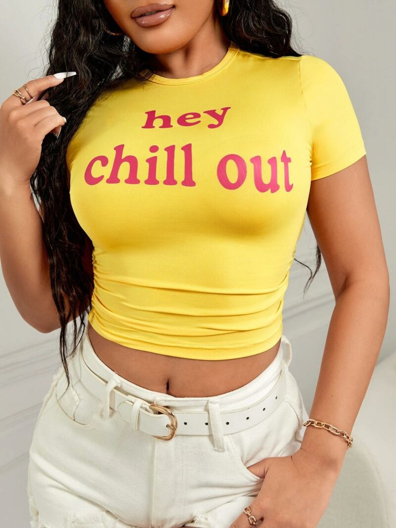 Кроп топ Hey Chill out