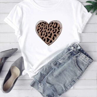 Дамска тениска Leopard Heart*23 DTG