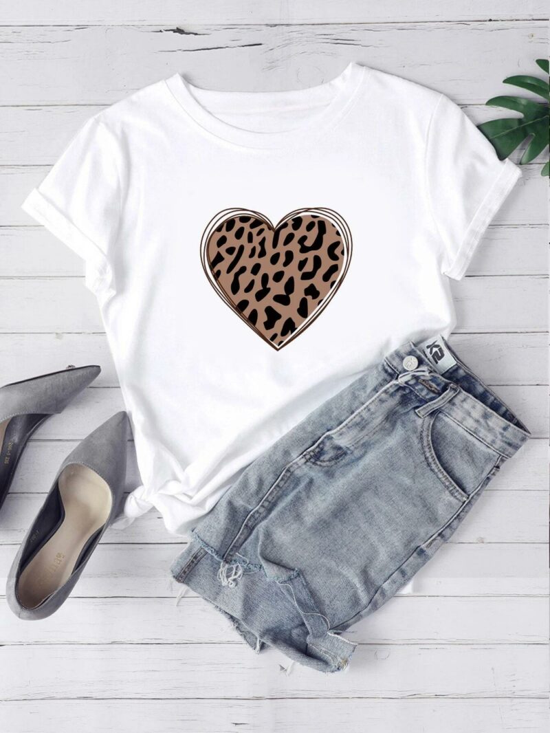 Дамска тениска Leopard Heart*23 DTG