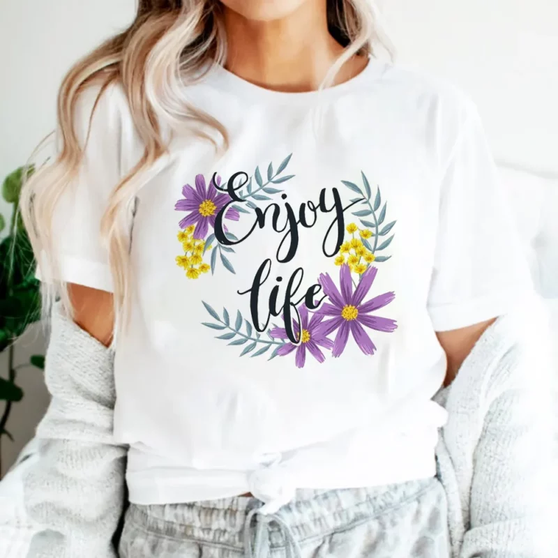 Дамска тениска Enjoy Life Flowers DTG